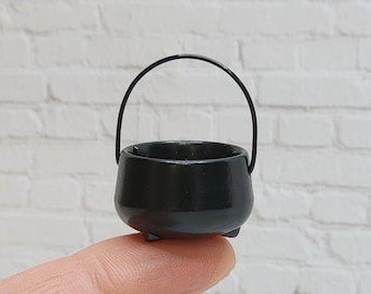 Miniature Cauldron,Metal,Black,Cast Iron Pot,1:12 Scale,Dollhouse Miniature,Halloween Miniatures,Fairy Garden Accessory,Mini Halloween Pail