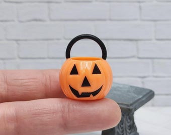 Miniature Jack O' lantern,Pumpkin Pail,Dollhouse Halloween,Mini Trick Or Treat Pail,Halloween Pumpkin for Candy,Fairy Garden,Diorama