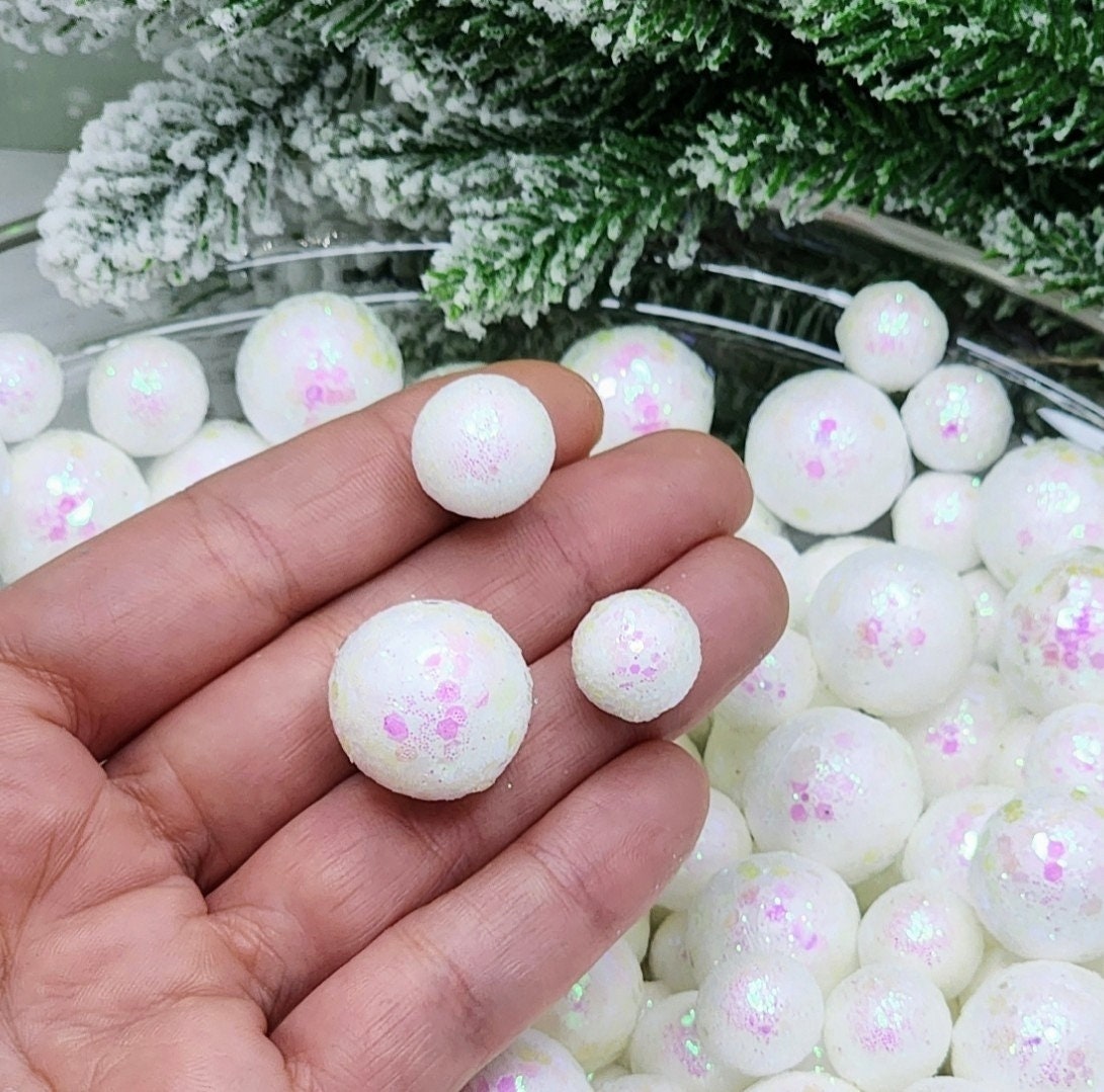 Artificial Snowballs, Fake Snowballs, Tiny White Foam Snowballs for Fairy  Garden, Terrarium, Train Set, and Miniatures or Winter Dioramas 