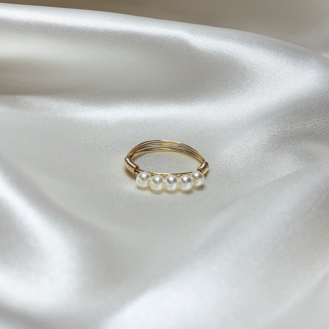 Pearl Fidget Bead Wire Ring: Gold Spring Jewelry - Etsy