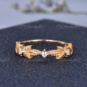 Unique Diamond Wedding Band Rose Gold Vine Leaf Wedding Ring for Woman Vintage Cluster Matching Stacking Band Delicate Promise Gift For Her