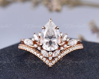 Bague de fiançailles en moissanite en forme de poire Art déco, bague de fiançailles unique en forme de marquise avec diamants naturels, femme demi-éternité feuille de vigne