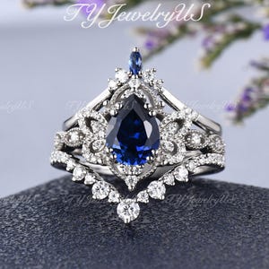 Butterfly Lab Sapphire Engagement Ring Set 3pcs Pear Cut Sapphire Bridal Set Art Deco White Gold Cluster Woman Vintage Fairytale Inspired