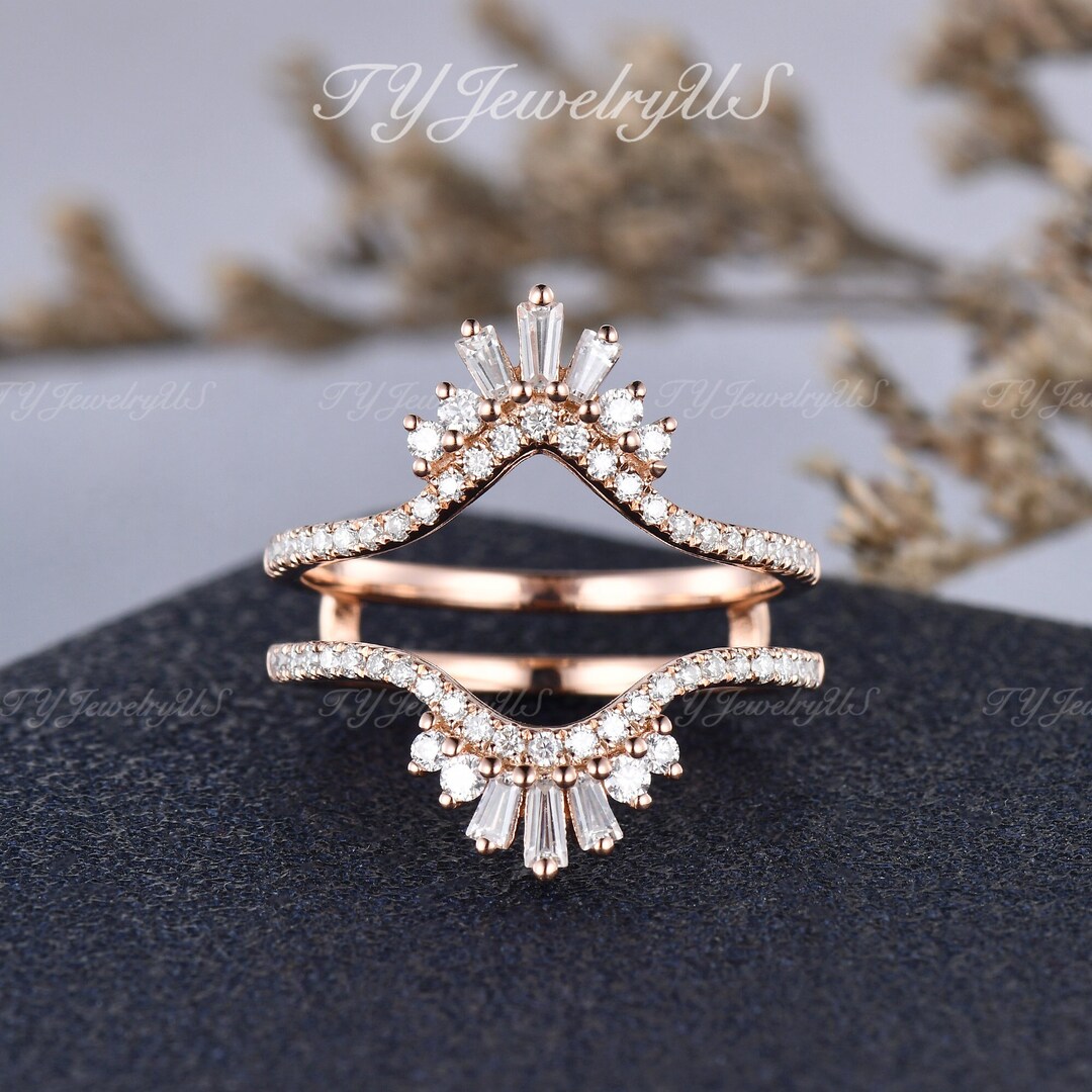 Rose Gold Antique Baguette Cut Moissanite Curved Wedding Bands Unique ...