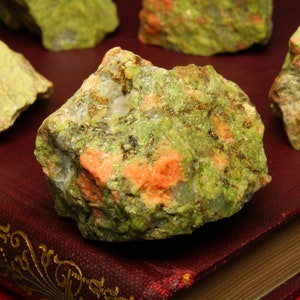 Unakite Mineral, green mineral, top quality unakite minerals