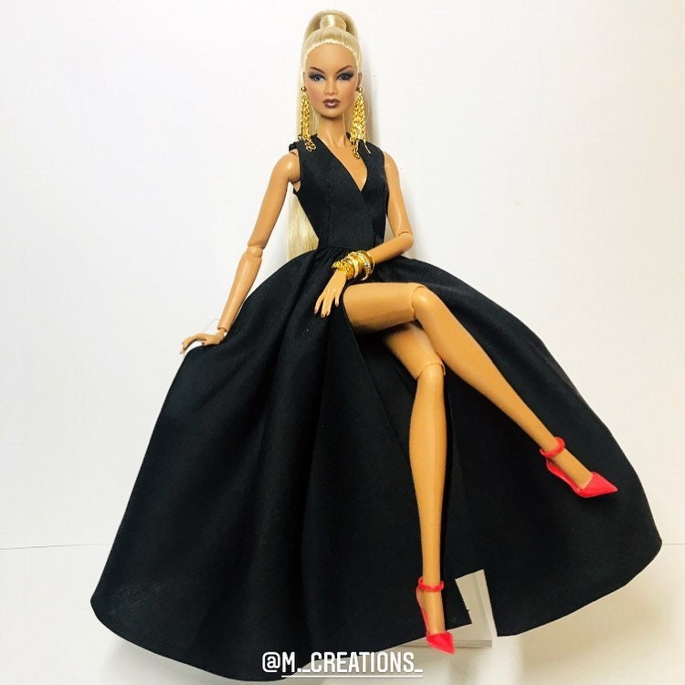 Barbie Doll Frock||Ballgown wedding dresses | Ball gowns, Ball gown wedding  dress, Formal dresses for weddings