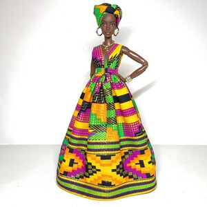 Long dress in printed kente, for 1:6 scale dolls