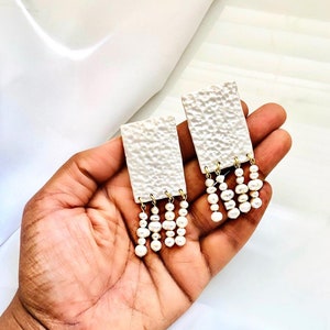 Rooni Studs with Freshwater Pearls (silvery pearl colored clay)