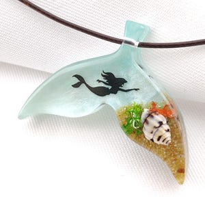 Mermaid Tail Necklace with Real Shell – Handmade Resin Ocean Pendant – Sea Themed Beach Jewelry Gift