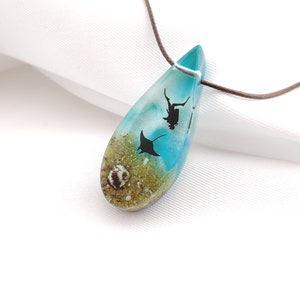 Scuba Diver Necklaces, Stingray Fish Pendant Diver Gift, Mantaray Necklace, Diver Figurine Necklaces for Man Jewelry for Women, Jewelry, Sea