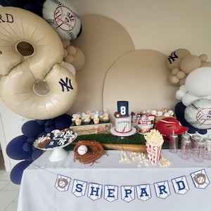Banner de aniversário com tema de beisebol | Decoração de aniversário com tema de beisebol | Aniversário do Novato do Ano | Aniversário personalizado com tema de beisebol imagem 5