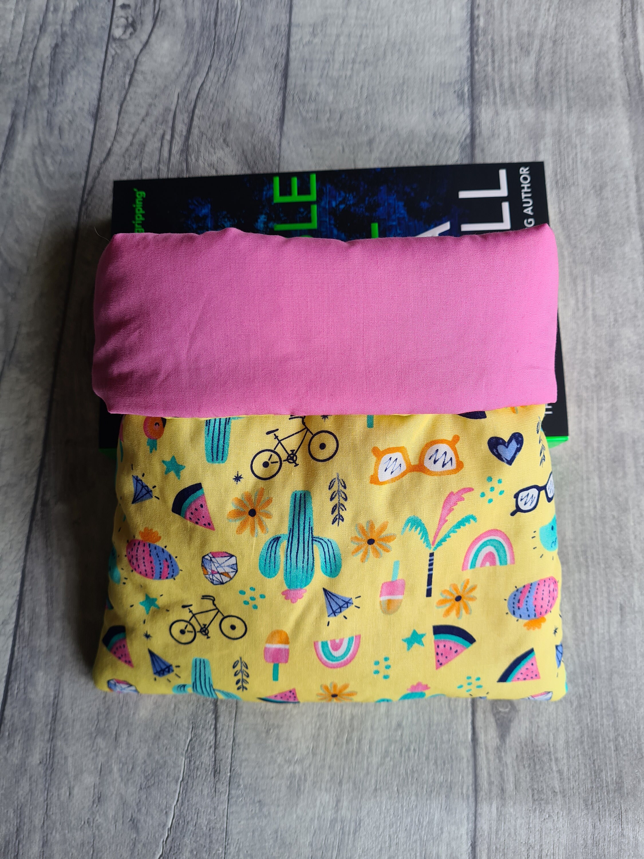 Padded Book Sleeve Cotton Book Protector summer Book Pouch Etsy UK