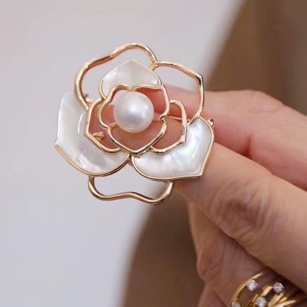 Flower Pearl Brooch Pins,white mother of peal brooch pin,Elegant bridesmaid gift,mother of the bride,sterling silver gold plated
