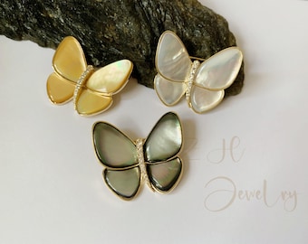 butterfly Pin ,mother of pearl Brooches,Insect Pins,wedding jewelry gift for bride ,white gemstone pins ,lapel pin for women,gift for mother