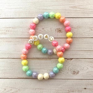Pastel Name Bracelet, Birthday Gift, Personalized Girls Bracelet, Smile Bracelet, Gift for Toddlers, Jewelry for Kids, Gift for Kids, Beaded