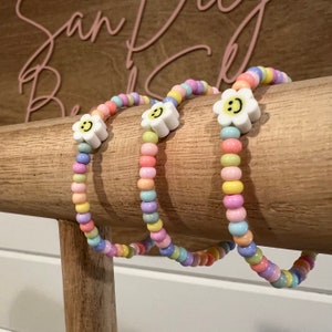Pastel Flower Bracelet, Girls Stacker, Smile Bracelet, Toddler Bracelet, Little Girls Jewelry, Toddler Girls Birthday Present, Girls Gift image 4