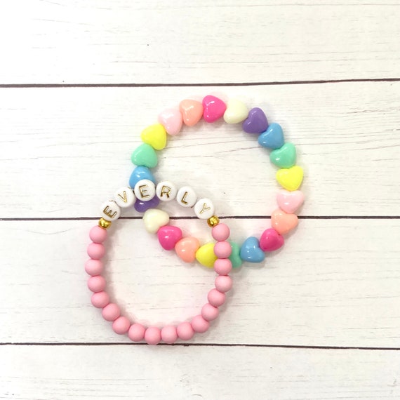 Set of 2 Girls Personalized Name Bracelets, Girls Heart Bracelets, Toddler  Name Bracelet, Present for Toddler, Kids bracelet for girls - Etsy.de