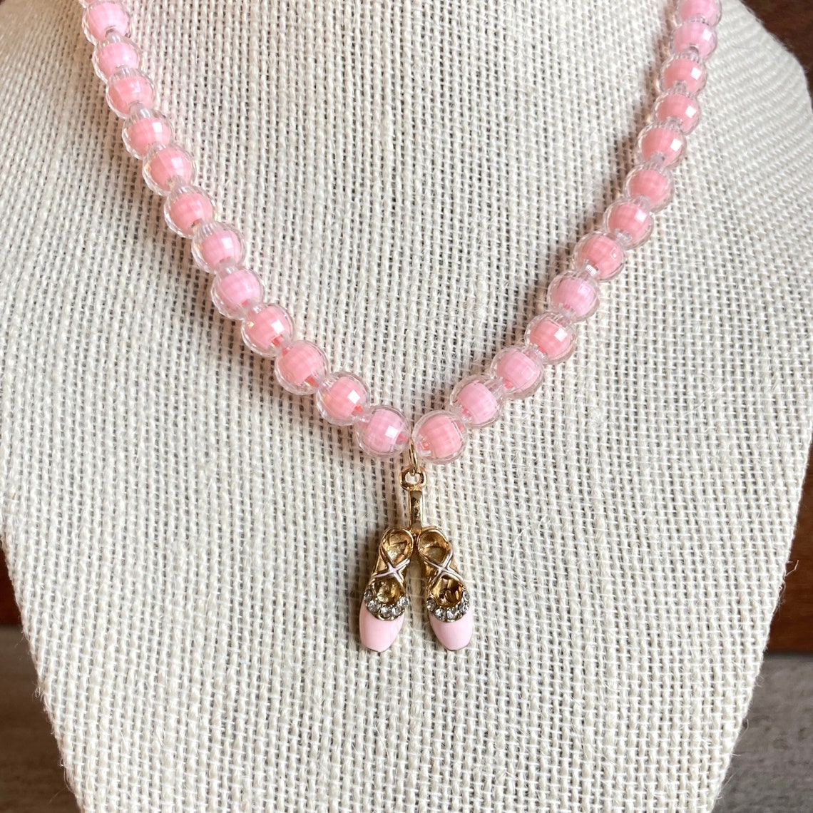 Collier Danseuse Ballerine – Pendentif Coloré Pour Fille, Cadeau Récital Danse Ou Anniversaire