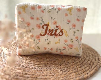 Pochette de rangement personnalisée  gaze de coton . Trousse de toilette - Idéal cadeau personnalise - fête des mère / nounou / maîtresse