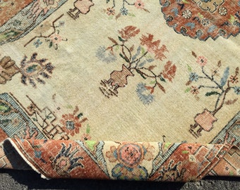 5x8 Bedroom nomadic rug, beige Vintage rug , 4'9" X 7'9" , living room rug , boho rug R5364F22