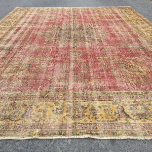 8x11 faded pattern handmade rug, red living room rug, 7&#39;10&quot; X 10&#39;11&quot; bedroom vintage rug R8492F70