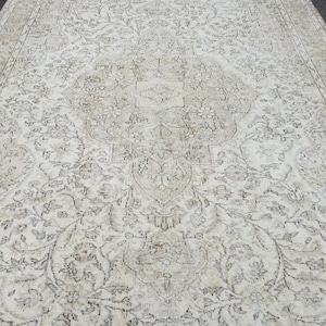 7x10 rug for bedroom, distressed beige rug ,6&#39;9&quot; X 9&#39;11&quot; Living Room Rug  R7890F57