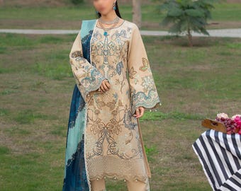 Embroidered Beige Salwar Kameez Set – Pakistani Wedding Dress