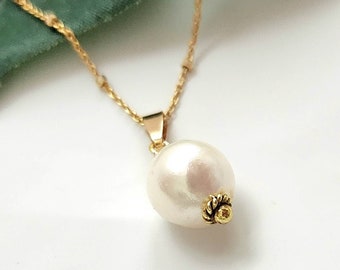 Elegant Solitaire Pearl Necklace - Freshwater Pearl Pendant Necklace - Handcrafted Jewelry for Timeless Beauty