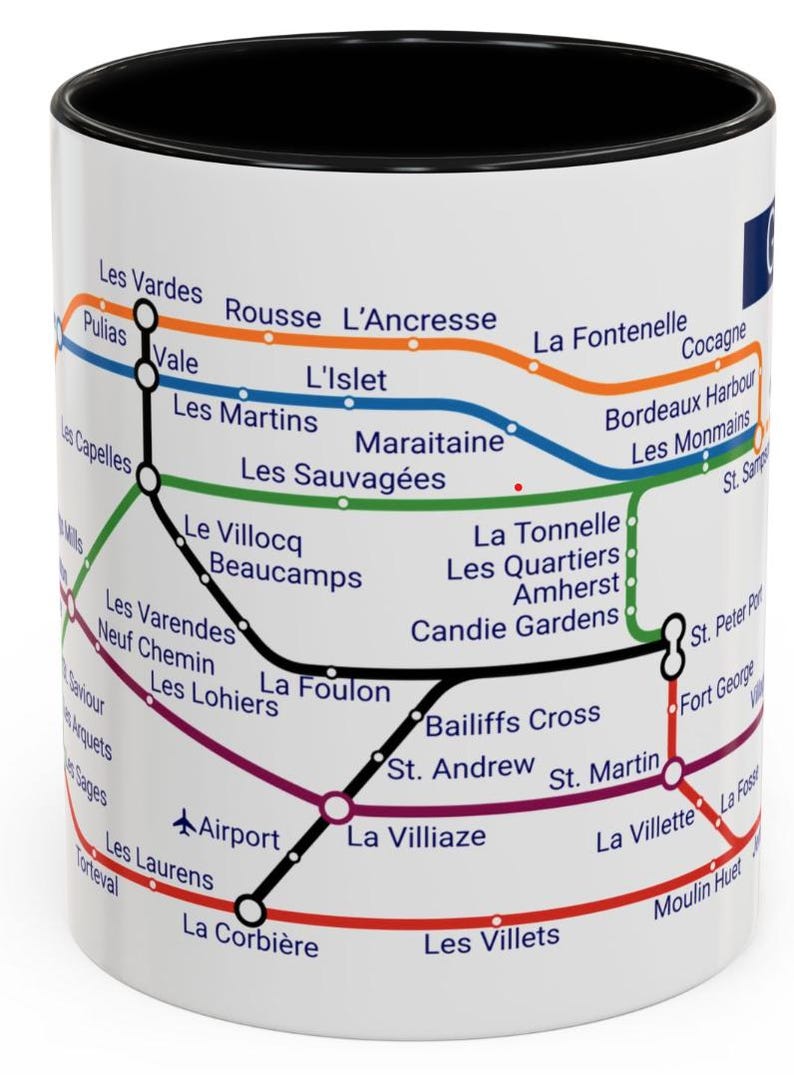 Puede incluir: Una taza de cer&aacute;mica blanca con un borde negro presenta un mapa estilizado del metro de una ciudad. El mapa est&aacute; en l&iacute;neas negras, rojas, verdes, azules y naranjas con c&iacute;rculos blancos y etiquetas de texto para cada estaci&oacute;n. Las etiquetas de texto est&aacute;n en franc&eacute;s.