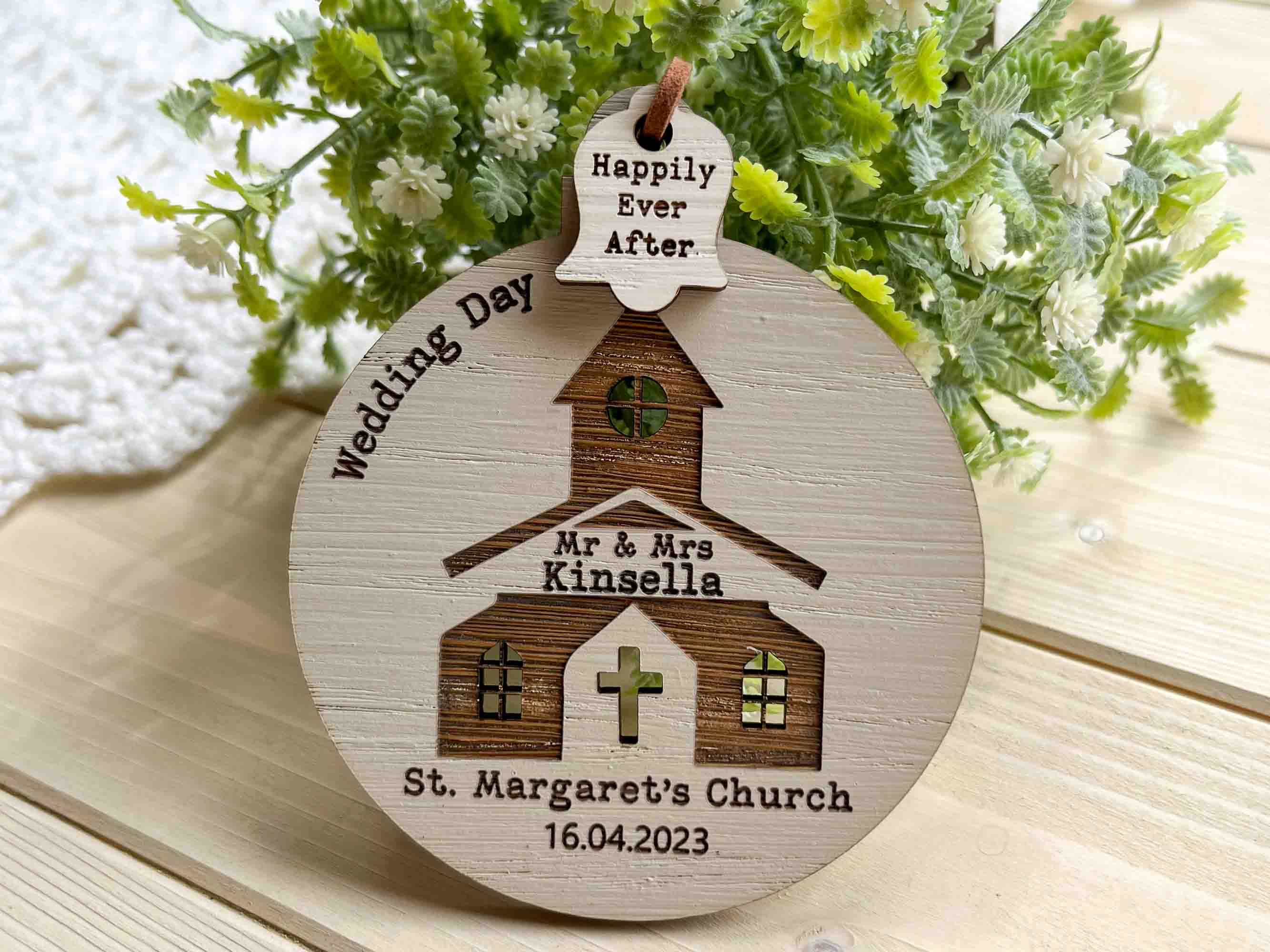 Personalised Wedding Gift, Mr & Mrs Hanging Tag, Wooden Bauble Wedding Plaque, Mr and Mr, Mrs and Mrs, Personalised Wedding Sign Bauble Gift