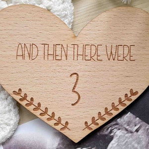 Personalised Pregnancy Announcement Sign, Pregnancy Reveal Plaque, Social Media Reveal Photo Prop, Baby Due Date Plaque, We&#39;re Expecting