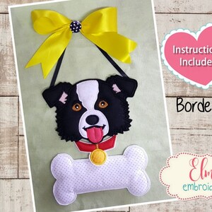 Könnte beinhalten: Gestickte Darstellung eines Border Collie Hundes mit schwarz-weißem Fell, der ein rotes Halsband mit einem goldenen Anhänger und eine gelbe Schleife trägt. Der Kopf des Hundes ist an einem weißen Knochen mit schwarzen Punkten befestigt. Das Design ist für Stickrahmen von 5x7, 6x10 und 7x12 Zoll geeignet. Anleitungen sind enthalten. "Elma embroidery" steht in der rechten unteren Ecke.