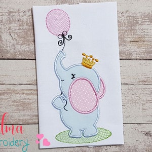Baby Elephant with Balloon - Machine Embroidery Design - Applique - Animal Embroidery - 4x4 5x4 5x7 5x8 6x10 7x12 - Newborn Embroidery