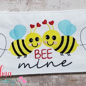 Cute Valentines Bees Bee Mine - Bumble Bee -  Machine Embroidery Design - Fill Stitch Embroidery - Animal Embroidery - 5x4 5x7 5x8 6x10 7x12