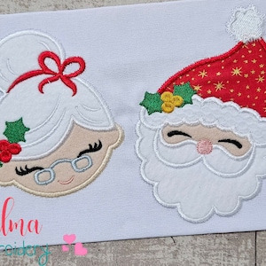 Puede incluir: Diseños bordados de Santa Claus y la Sra. Claus con acentos rojos, blancos y verdes. Los diseños están disponibles en los tamaños 4x4, 5x4, 5x7, 5x8, 6x10 y 7x12 pulgadas.