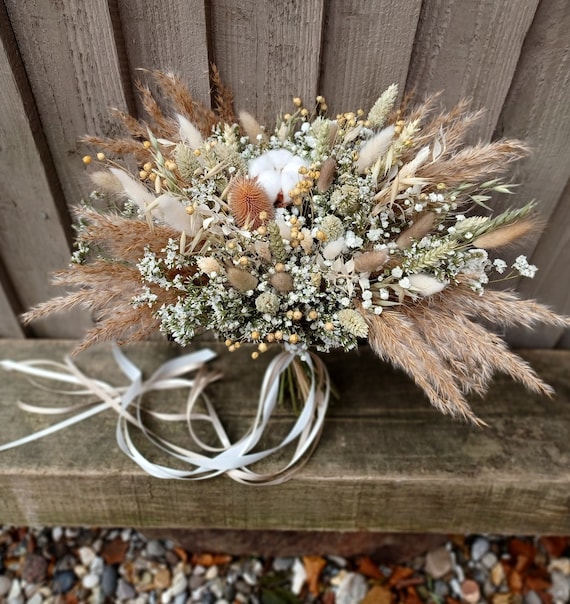 Boho Natural dried wedding bouquet | Beige wedding bouquet Bridesmaid bouquet | Flower Girl bouquet | Buttonhole | Wrist corsage |  Hair pin