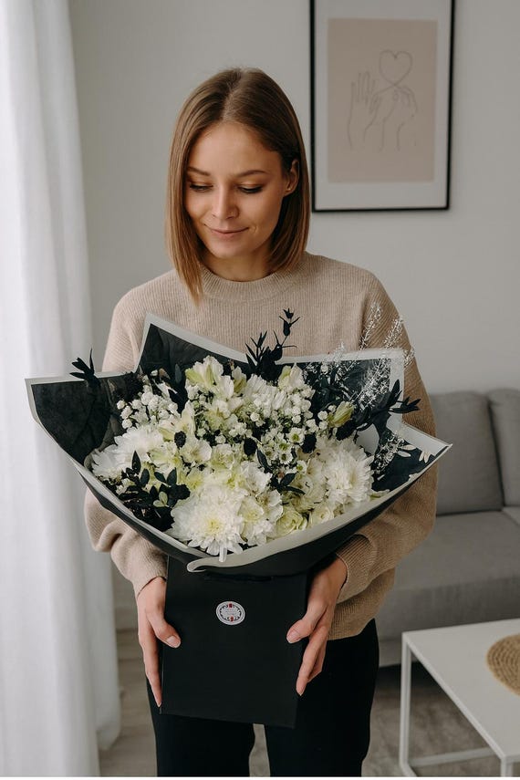 Black & White live seasonal Flower Bouquet: Fresh cut Halloween flower Gift