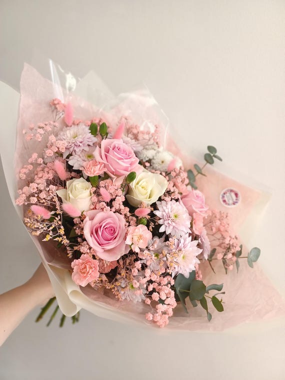Pink & White Seasonal Flower Bouquet: Fresh Cut Gift for All Occasions - Birthday - Anniversary - Engagement - Baby Girl - Thank You Flowers