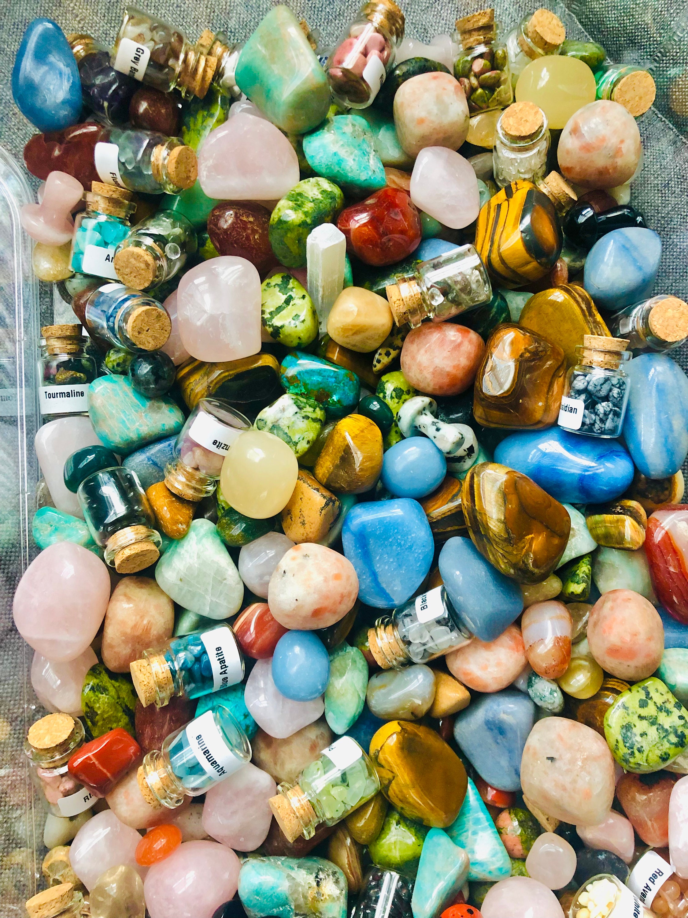 Crystal confetti read description Etsy