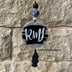 Silver Leopard Car Charm | Snow Leopard Personalized Car Accessory | Rearview Mirror Accessory | Glitter Car Charm | Beaded Car Charm
