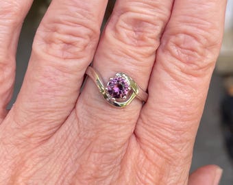 Purple spinel sterling silver ring - large solitaire purple pink spinel ring - elegant statement ring - size 8-9 US - August birthstone