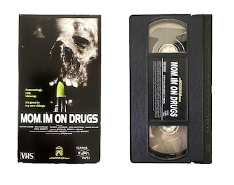 Mom, I’m on Drugs(Officially Licensed)(widescreen)