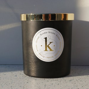 White Patchouli & Clove Fragrance Oil Handmade Candle, Black Jar with Gold Lid