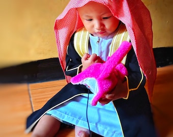 Abayas para bebês, conjuntos completos de luxo árabes para bebês, roupas de oração para bebês com linhas pretas e douradas