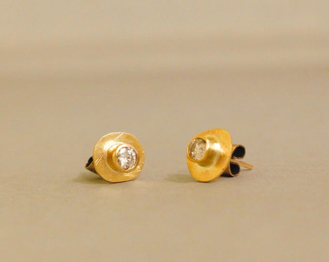 Diamond Stud Earrings – Round Brilliant Cut Diamonds 14K Gold