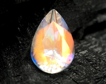 Rainbow Moonstone Gemstone: 0.95 Carat Pear Shape Madagascar Moonstone