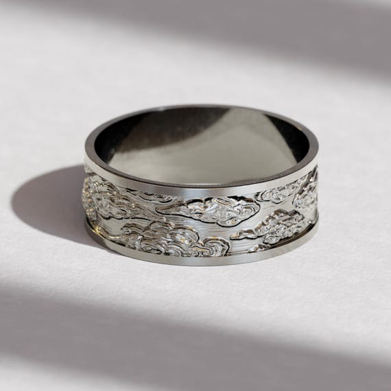 日本の縁起の良い雲の指輪飾り、スターリングシルバーのバンド、伝統的