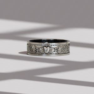 Celtic Claddagh Ring Silver Crown Ring | Celtic Knot Statement Ring for Boyfriend Anniversary Gift | Mens Claddagh Ring