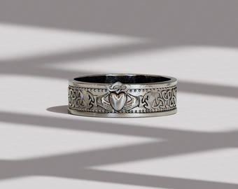 Celtic Claddagh Ring Silver Crown Ring | Celtic Knot Statement Ring for Boyfriend Anniversary Gift | Mens Claddagh Ring