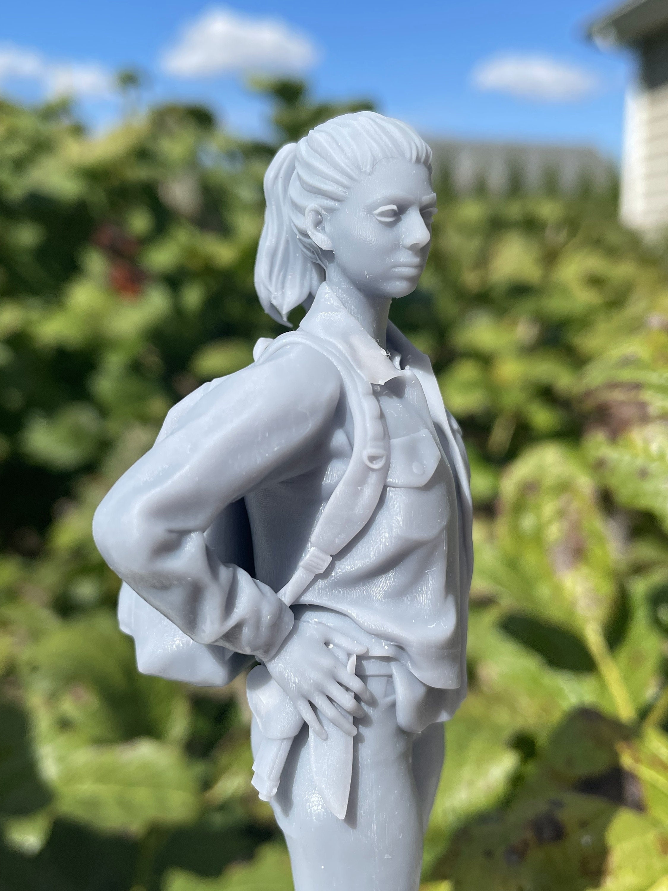 Dina Seattle Figurine the Last of Us 2 3D Resin Printed photo